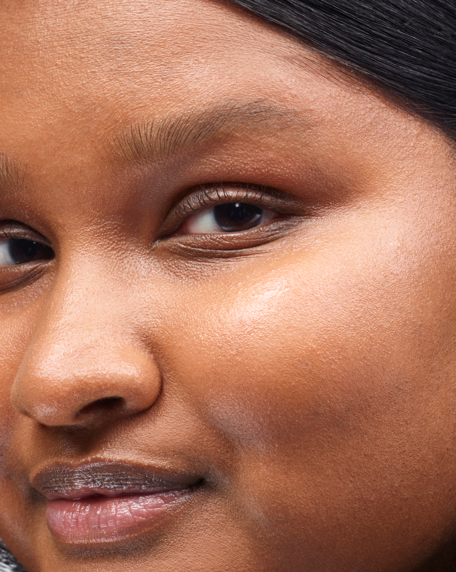 Perfecting Skin Tint - Image 23